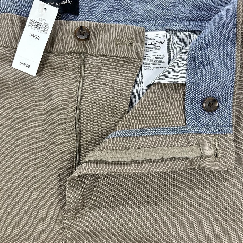 Banana Republic Aiden Fit Chino Pants Mens 38x32 Beige Slim Textured Cotton NEW